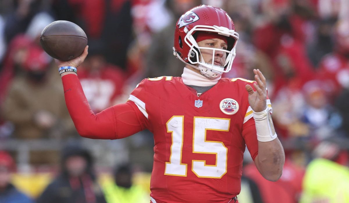 Chiefs Make a Move for New WR in Patrick Mahomes’ Offense After Hollywood Brown’s Exit