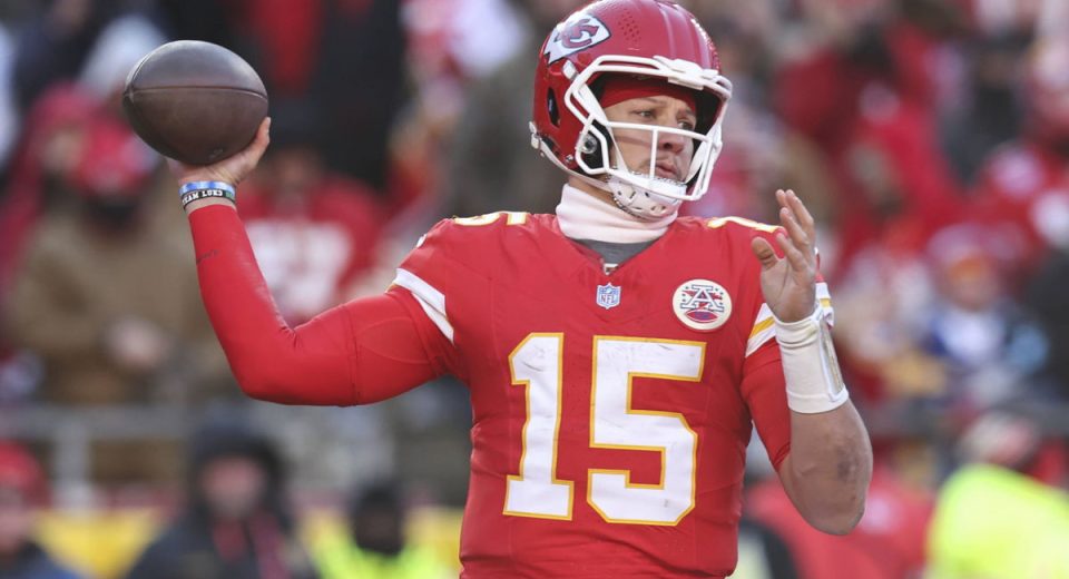 Chiefs Make a Move for New WR in Patrick Mahomes’ Offense After Hollywood Brown’s Exit