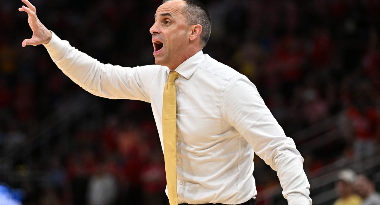 College Basketball World Reacts to Ben McCollum Leading Iowa’s Stunning Run to Elite Eight: ‘THIS IS ****** MARCH’