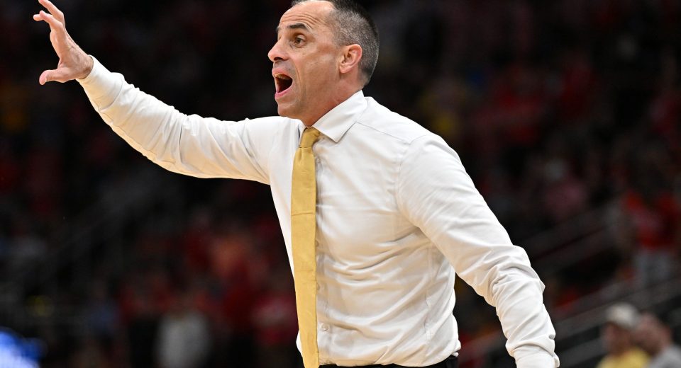 College Basketball World Reacts to Ben McCollum Leading Iowa’s Stunning Run to Elite Eight: ‘THIS IS ****** MARCH’