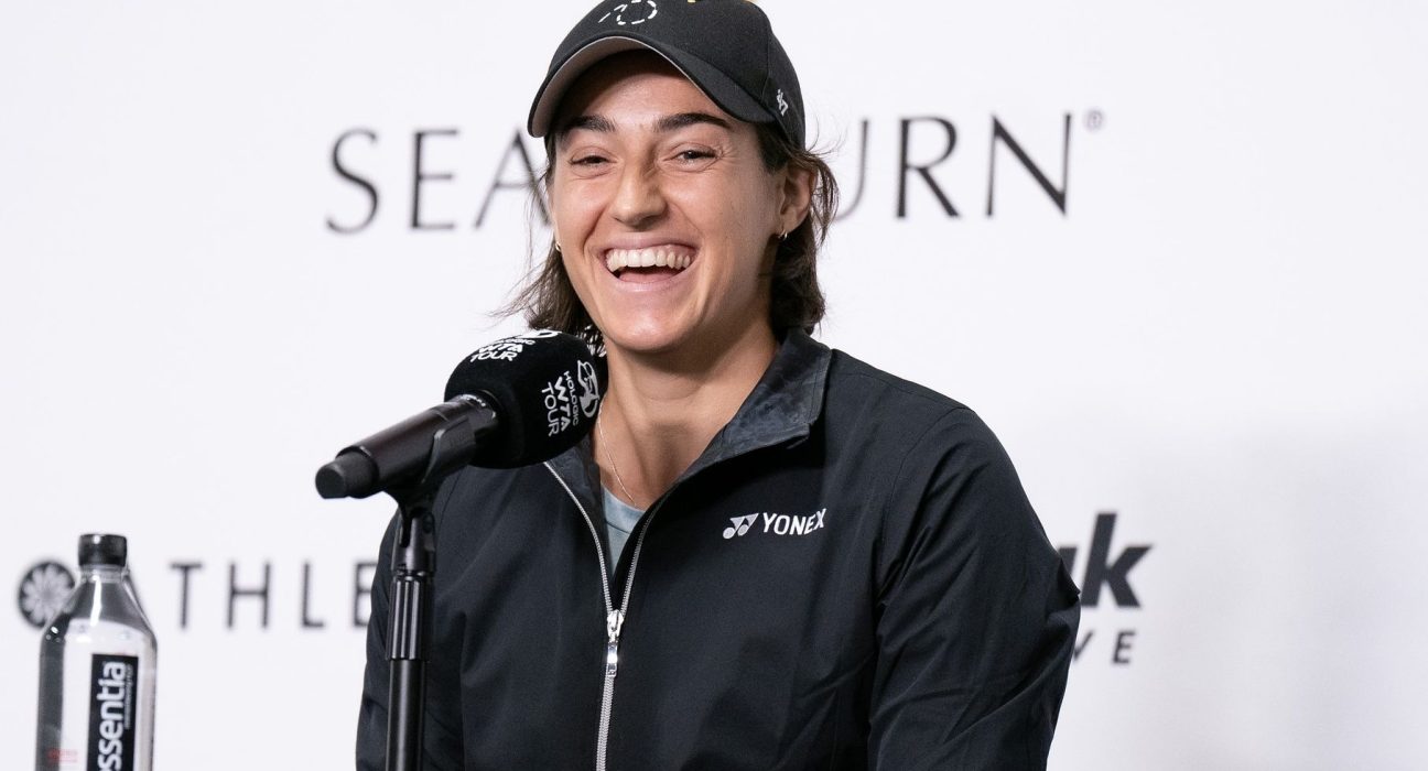 Paula Badosa and Sloane Stephens Lead Tributes as Caroline Garcia Discloses Pregnancy