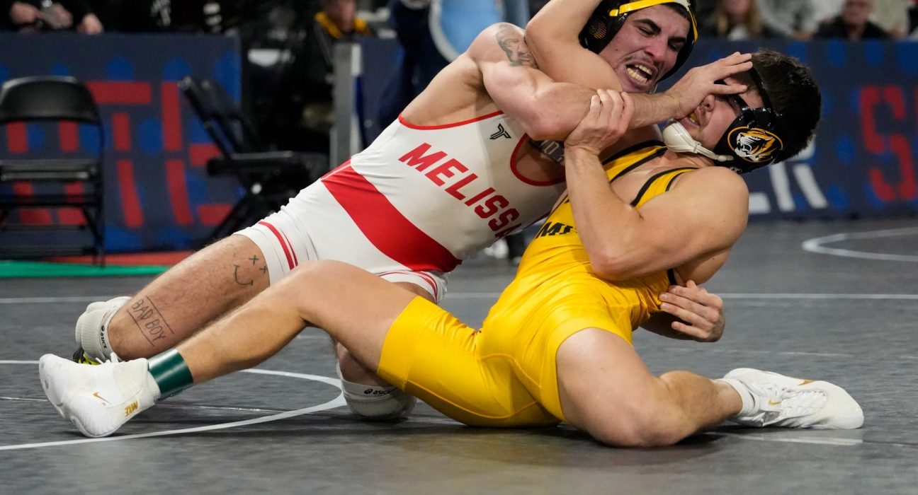 Anthony Ferrari Leaves Campbell for Transfer Portal to Chase 149-Pound Title