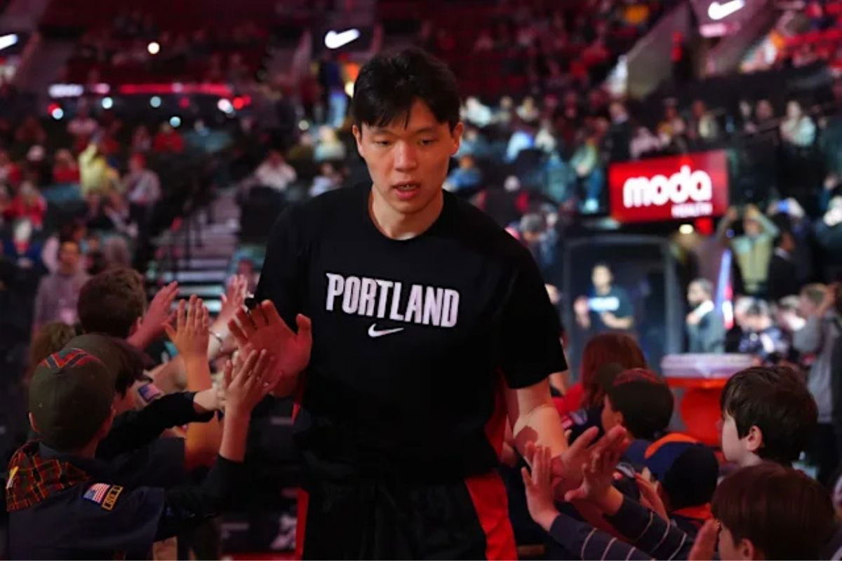 Trail Blazers Face 6-Figure Fine, Suspension for “Illegal Contact” With 20-Year-Old Star – Report
