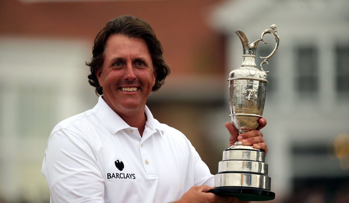 What Is Phil Mickelson’s Net Worth in 2026? Career Earnings, Brand Endorsements & Other Details About the Golfer