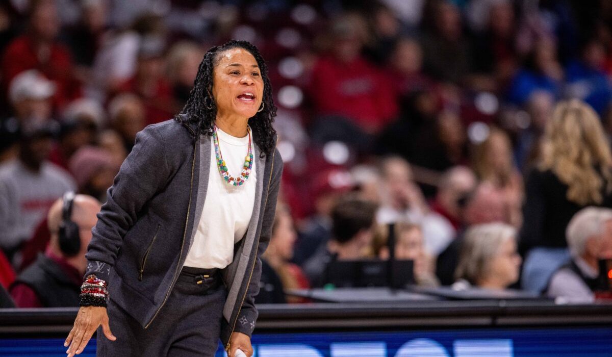“Who?”: Dawn Staley Caught Off Guard by USC–South Carolina Mix-Up After Title Loss