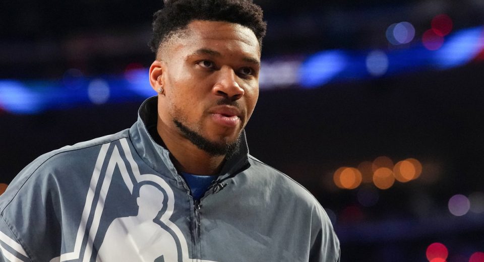 “Takes a Toll Mentally”: Giannis Airs Frustration Over Bucks’ Moves, Damian Lillard Exit
