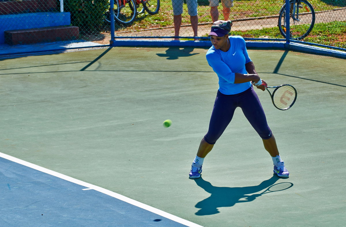 Serena Williams Trains With Roger Federer’s Ex-Hitting Partner Sparking Comeback Talks Yet Again