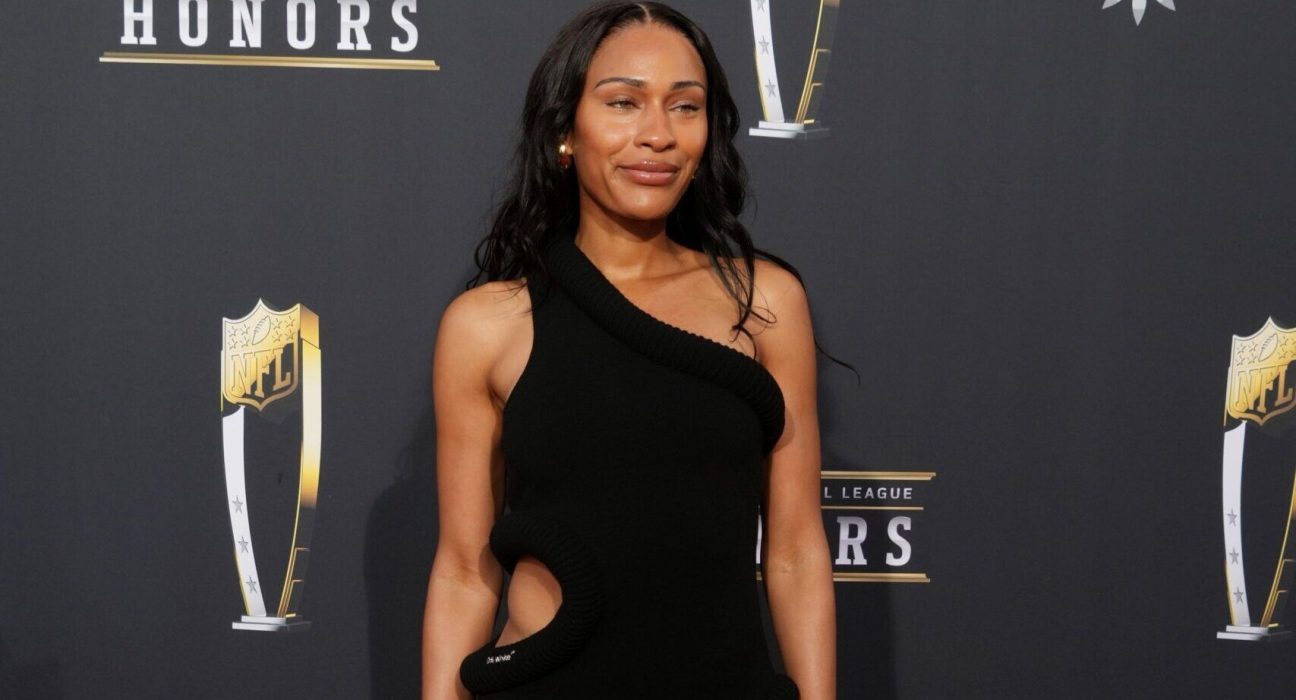 Frances Tiafoe Display Interrupts His Girlfriend Ayan Broomfield’s Coachella Shopping