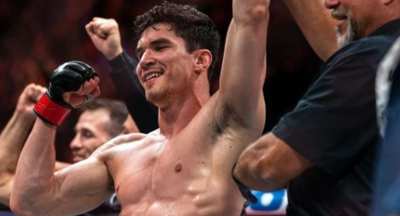 UFC Winnipeg Results: Mike Malott TKO’s Gilbert Burns (Video)