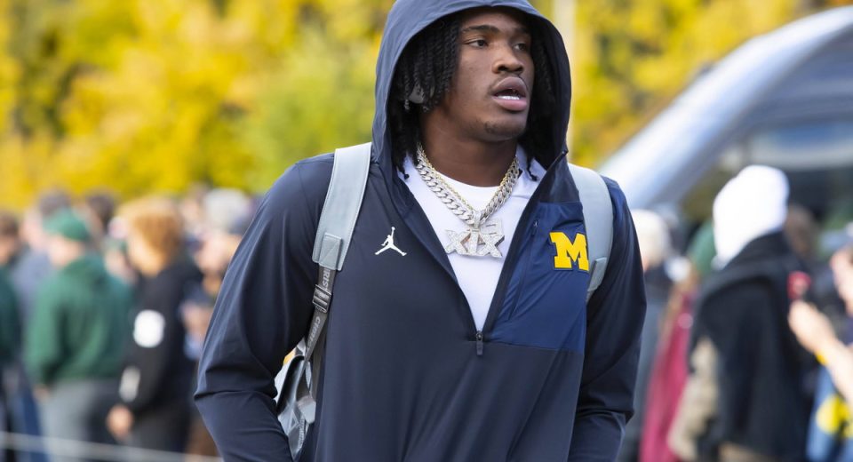 Pressure Mounts on Bryce Underwood as Michigan Journalist Sets Expectations Straight after underwhelming spring game