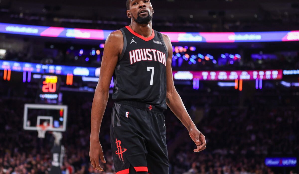 Rockets Get Bad News About Kevin Durant’s Injury Ahead Of Game 2 Against Lakers