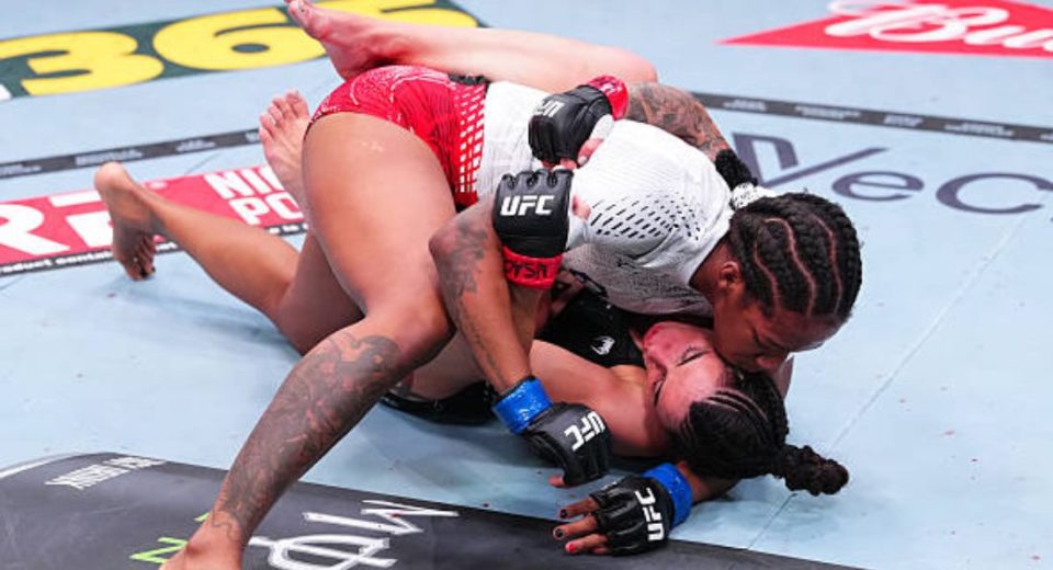 UFC Vegas 116 Results: Joselyne Edwards defeats Norma Dumont (Highlights)