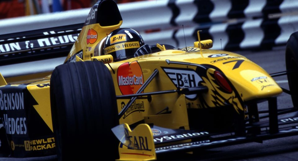 ‘J’ai cru l’avoir tué’ : l’accident qui a convaincu Damon Hill d’arrêter la F1
