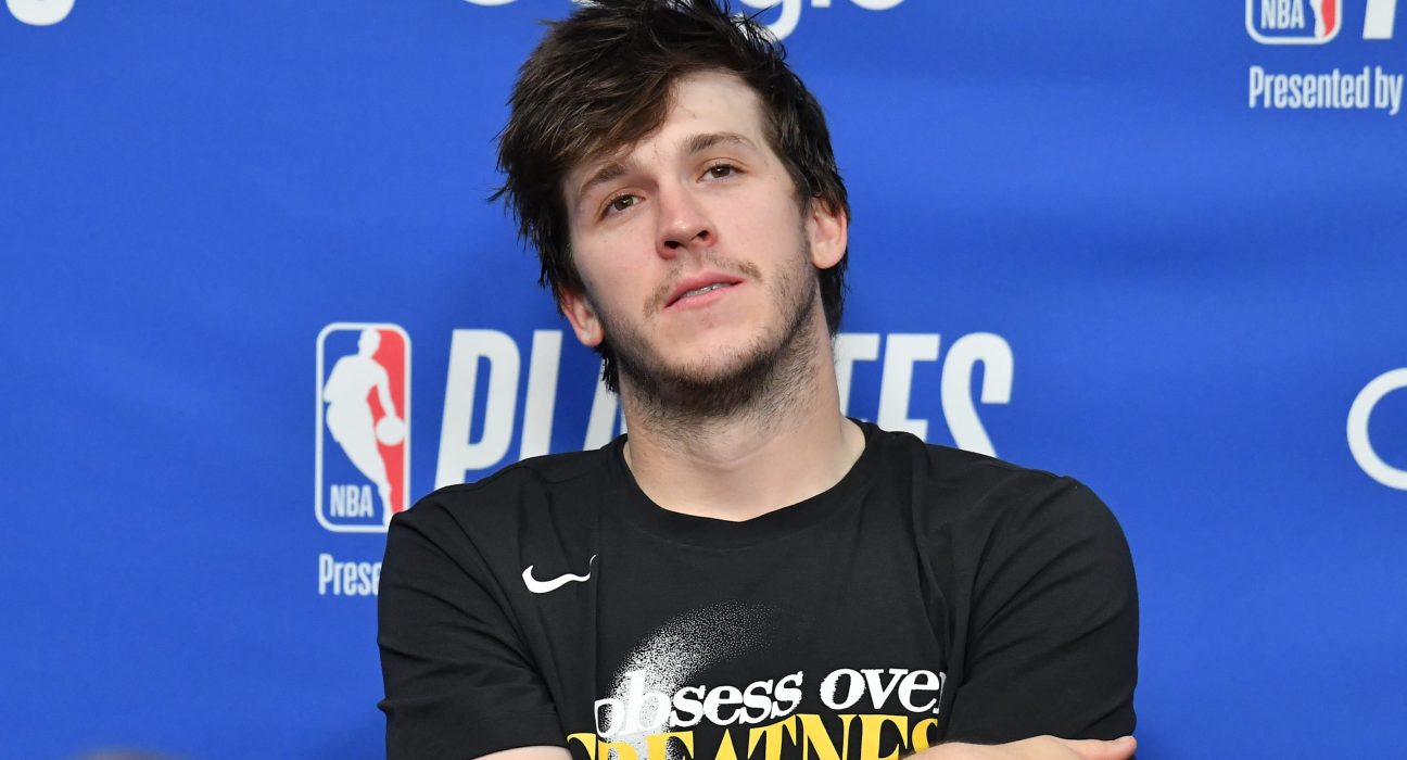 3 NBA players who must pick up their player options and 2 who absolutely shouldn’t