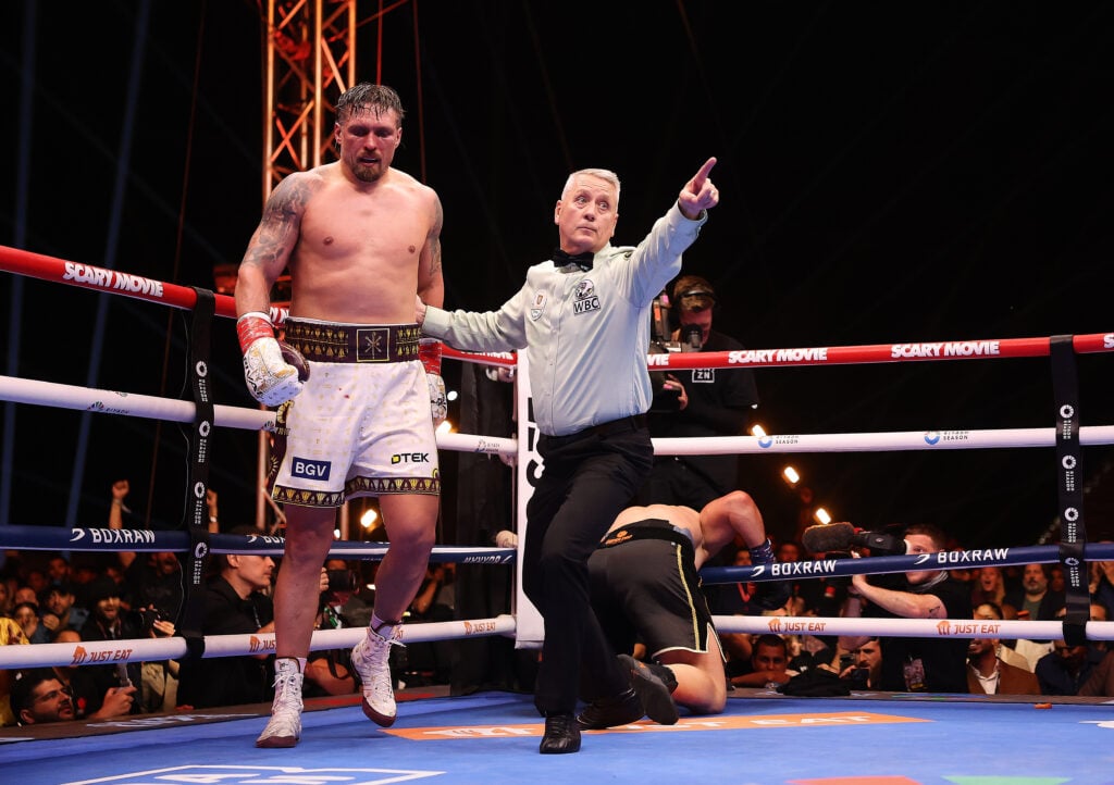 Oleksandr Usyk claims he didn’t want fans to be bored as he reacts to uproar over Rico Verhoeven clash