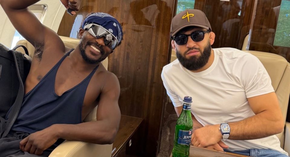 Arman Tsarukyan takes opponent on private jet ride after beating him in less than two minutes