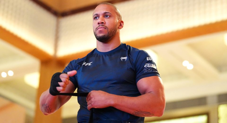 Ciryl Gane says he can finish Alex Pereira on the ground when not committing to ‘100%’ striking match