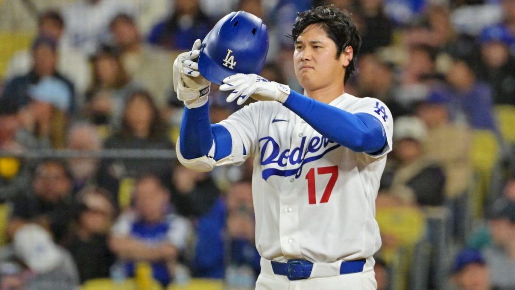 Dodgers Fans Hit Panic Mode After Shohei Ohtani and 25 YO Pulled Out Against the Pirates