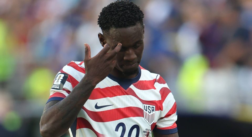 Absurd USA red card puts referee to shame at the World Cup