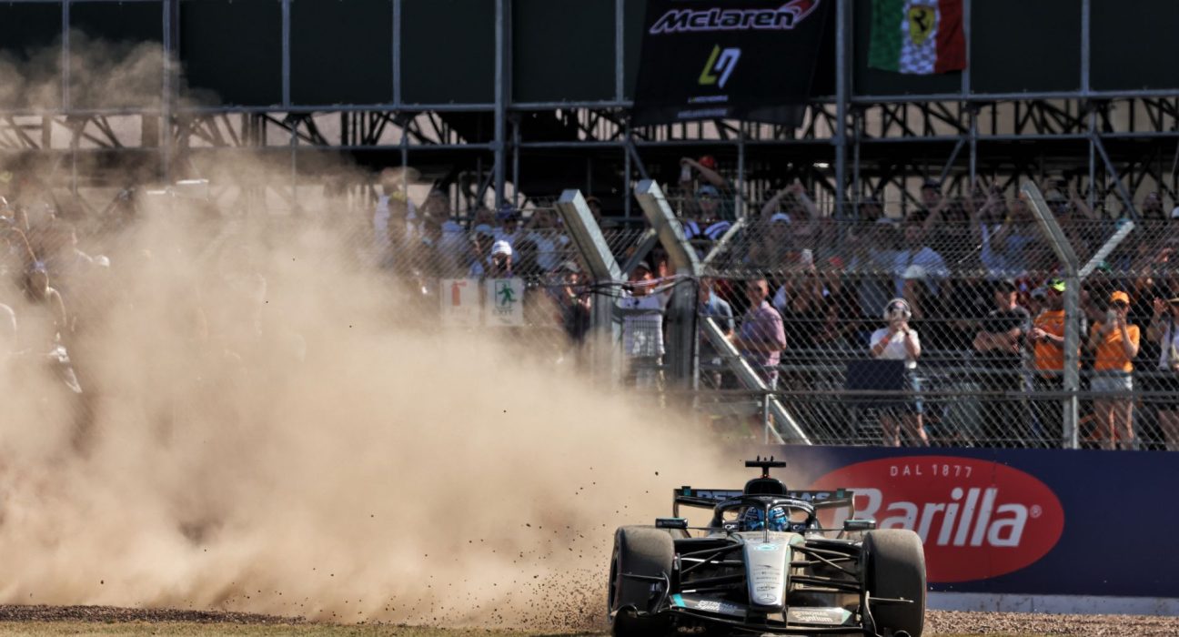 Russell encore en difficulté, Wolff ferme la porte à de nouvelles rumeurs