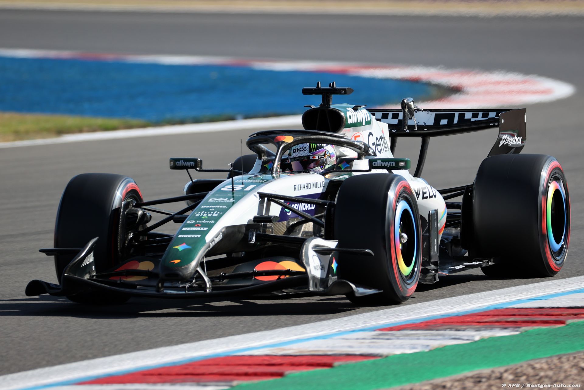 Brown demande ‘un peu de temps’ pour que McLaren F1 revienne au sommet