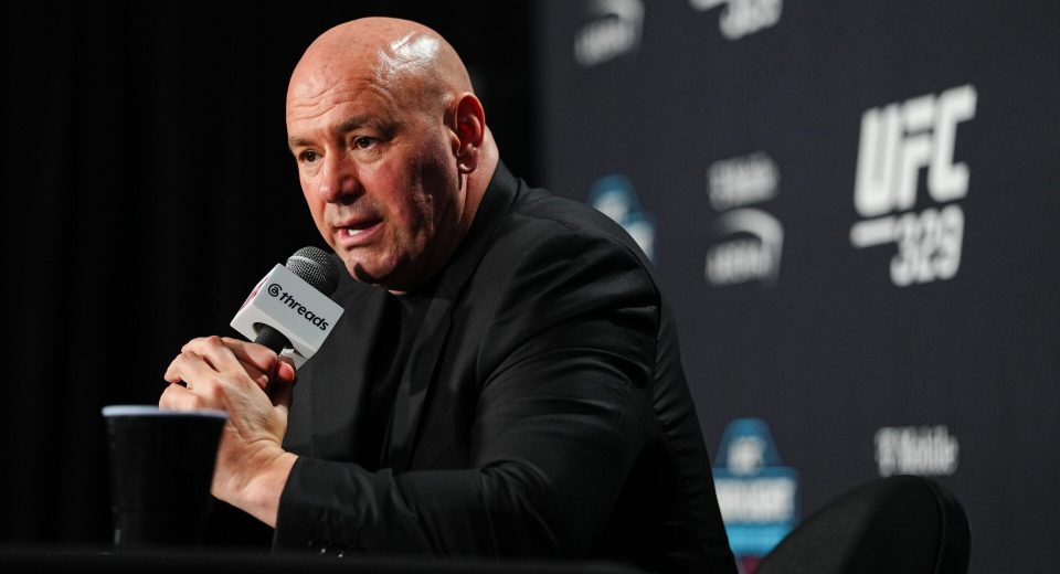 Dana White comes back on stage to defend Conor McGregor after leaving UFC 329 post-fight presser