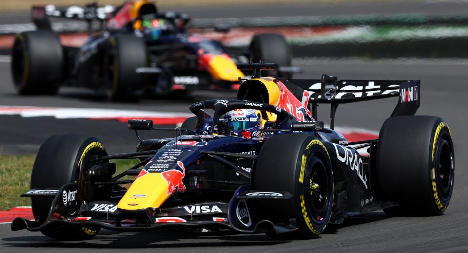 Red Bull renonce à son aileron arrière rotatif après les accidents de Verstappen