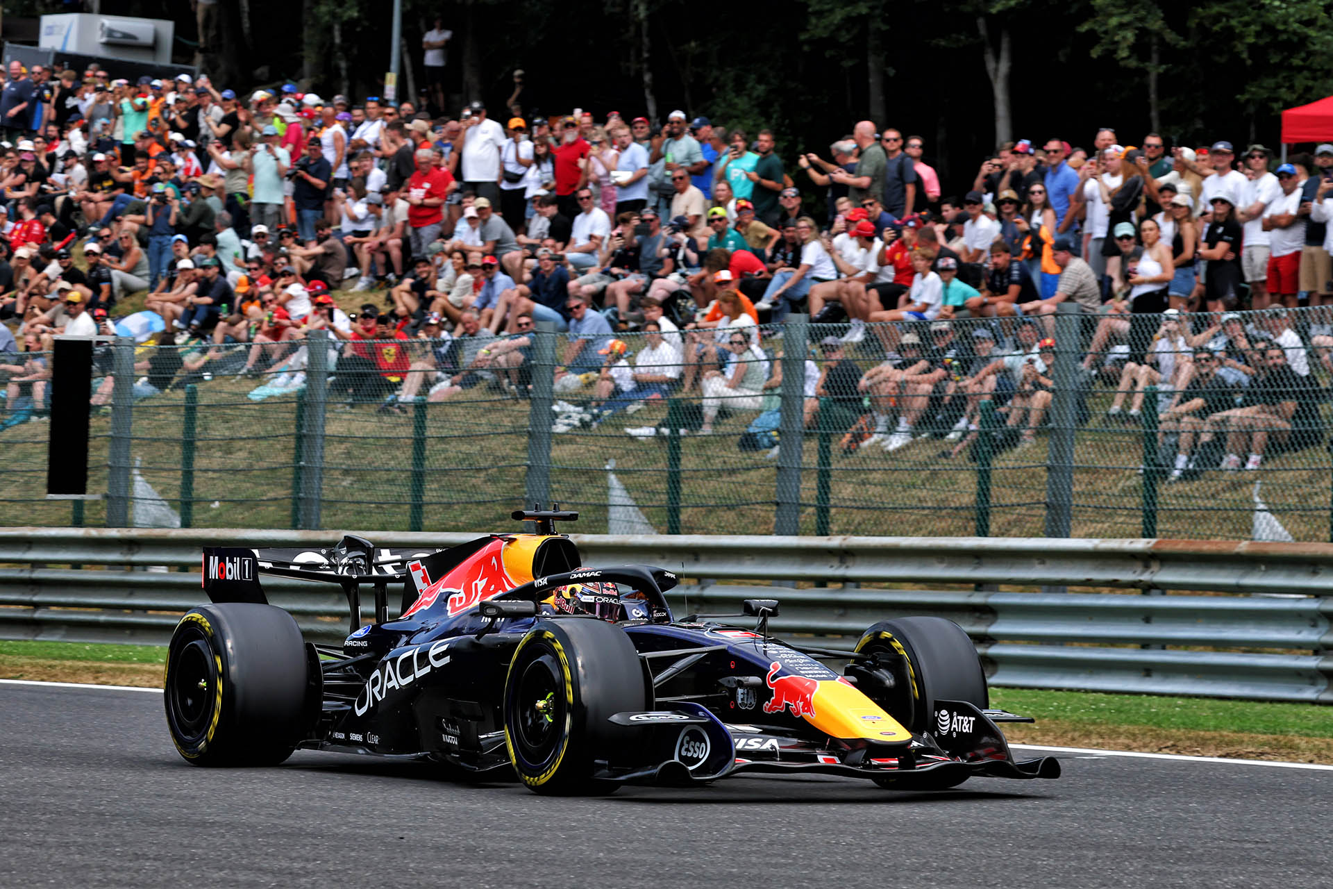Belgique, EL1 : Verstappen devance les Ferrari, McLaren F1 piégée par la fiabilité