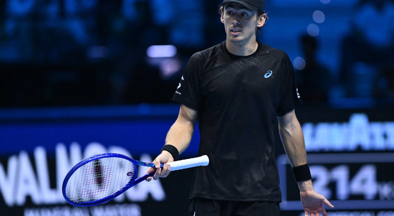 Alex de Minaur Delivers Special Message to Cruz Hewitt at Net After DC Open Win