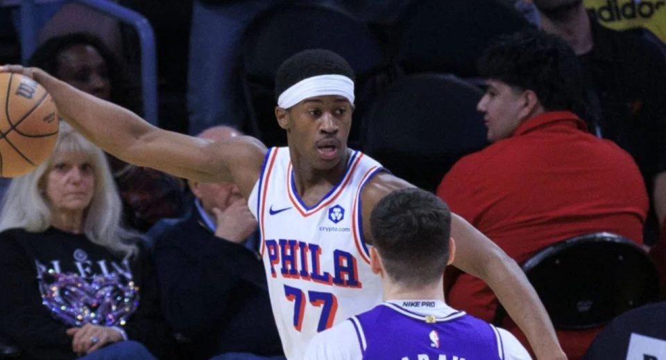 “Nobody Has Egos”: VJ Edgecombe Says It’s Championship or Bust for the 76ers on LeBron James and Jaylen Brown’s Arrival