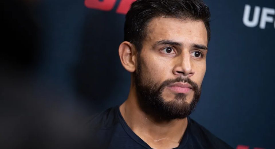 Yair Rodriguez says it ‘wasn’t responsible’ to fight Jean Silva at Noche UFC injured: “My focus is on making a full recovery”