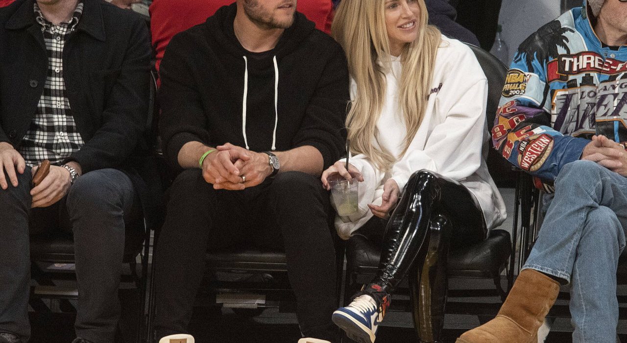 “Praying for Safety”: Matthew Stafford’s Wife Kelly Prays for Her Nephew and High School Teammates Ahead of Gameday