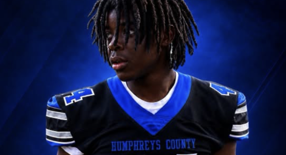 Mississippi High School football player shot and killed after game