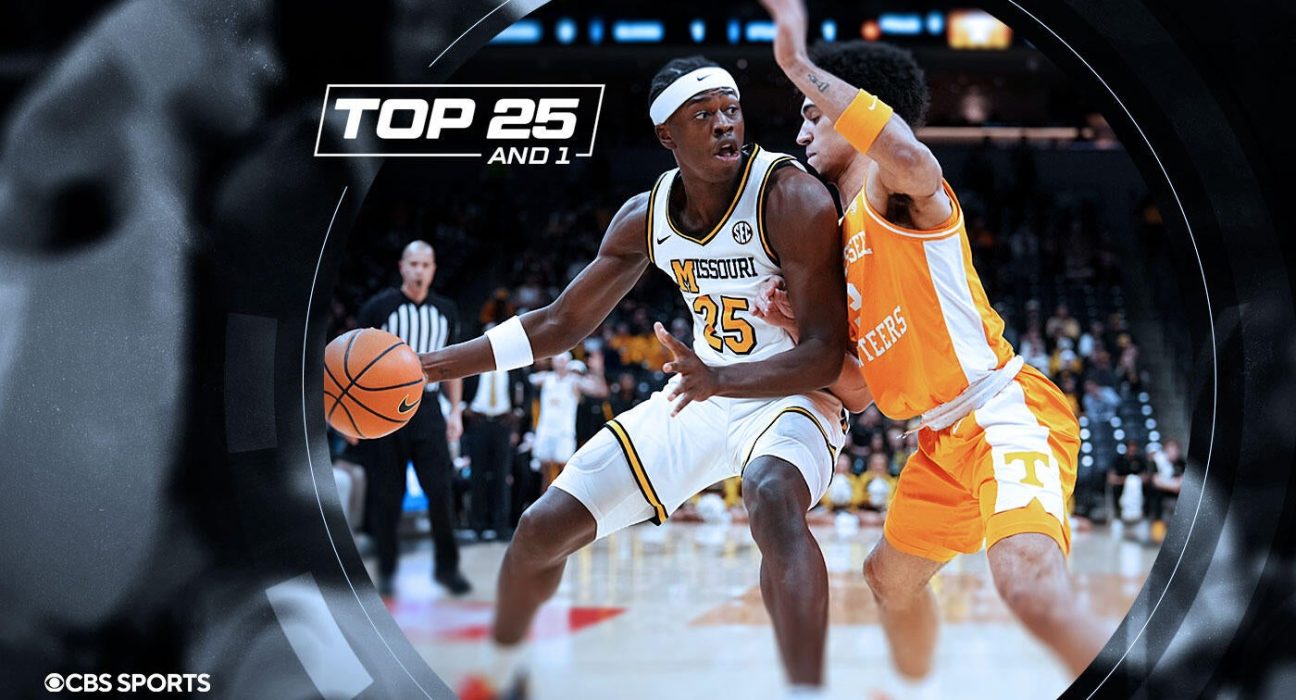 College basketball rankings: Landing Mark Mitchell has Kentucky climbing in early Top 25 And 1