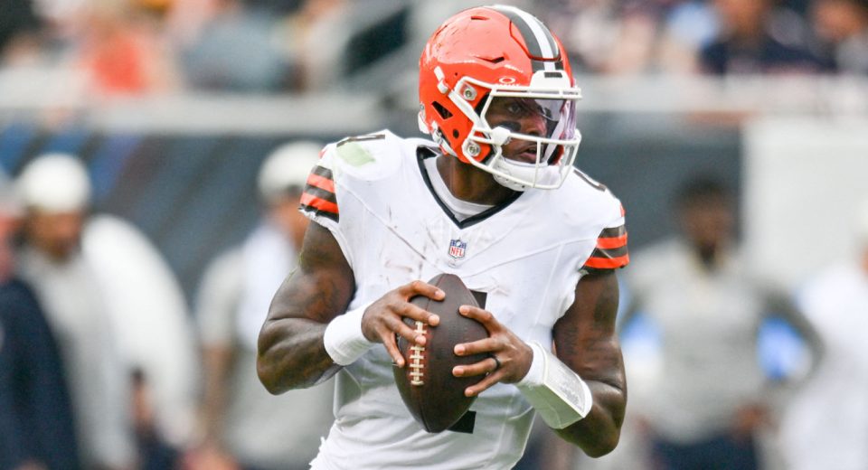 Browns fans make their thoughts clear on Deshaun Watson