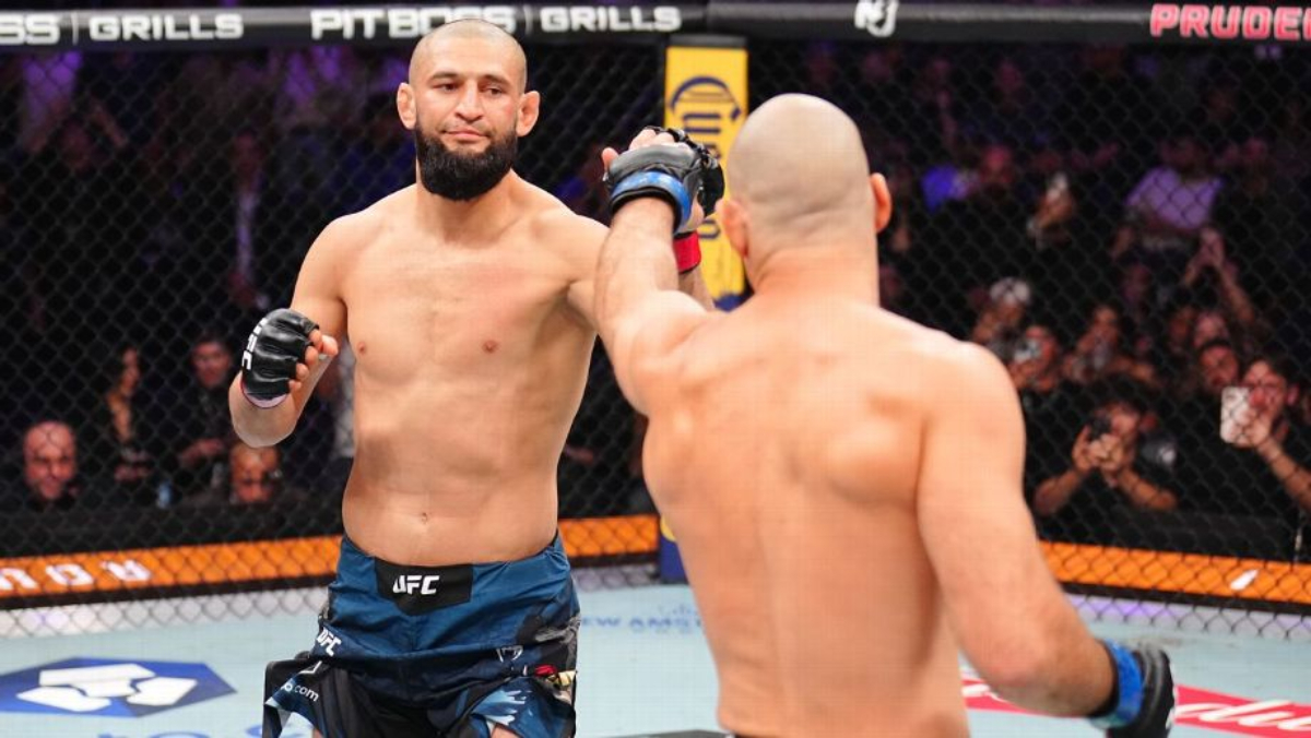 Khamzat Chimaev admits to making mistakes against Sean Strickland