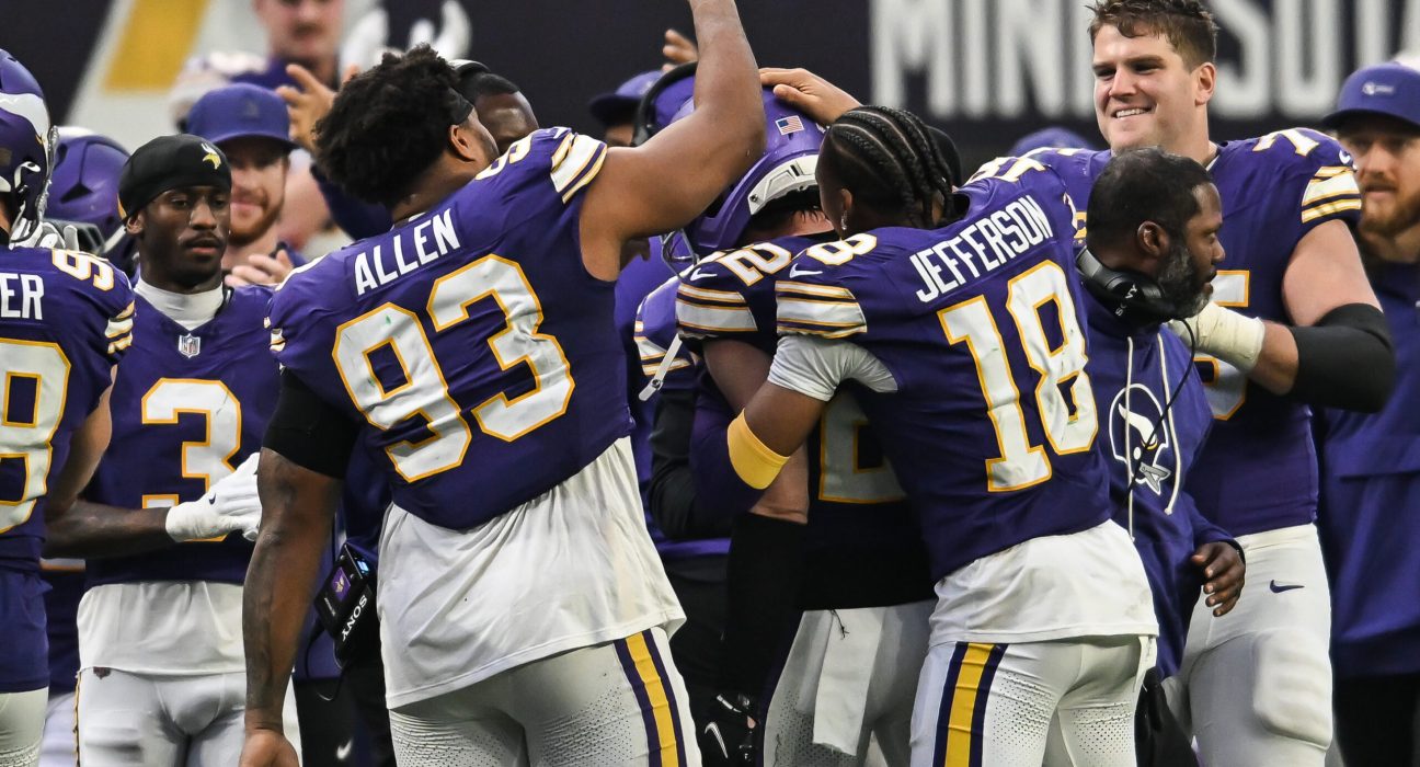 The Pros and Cons of Harrison Smith’s Return