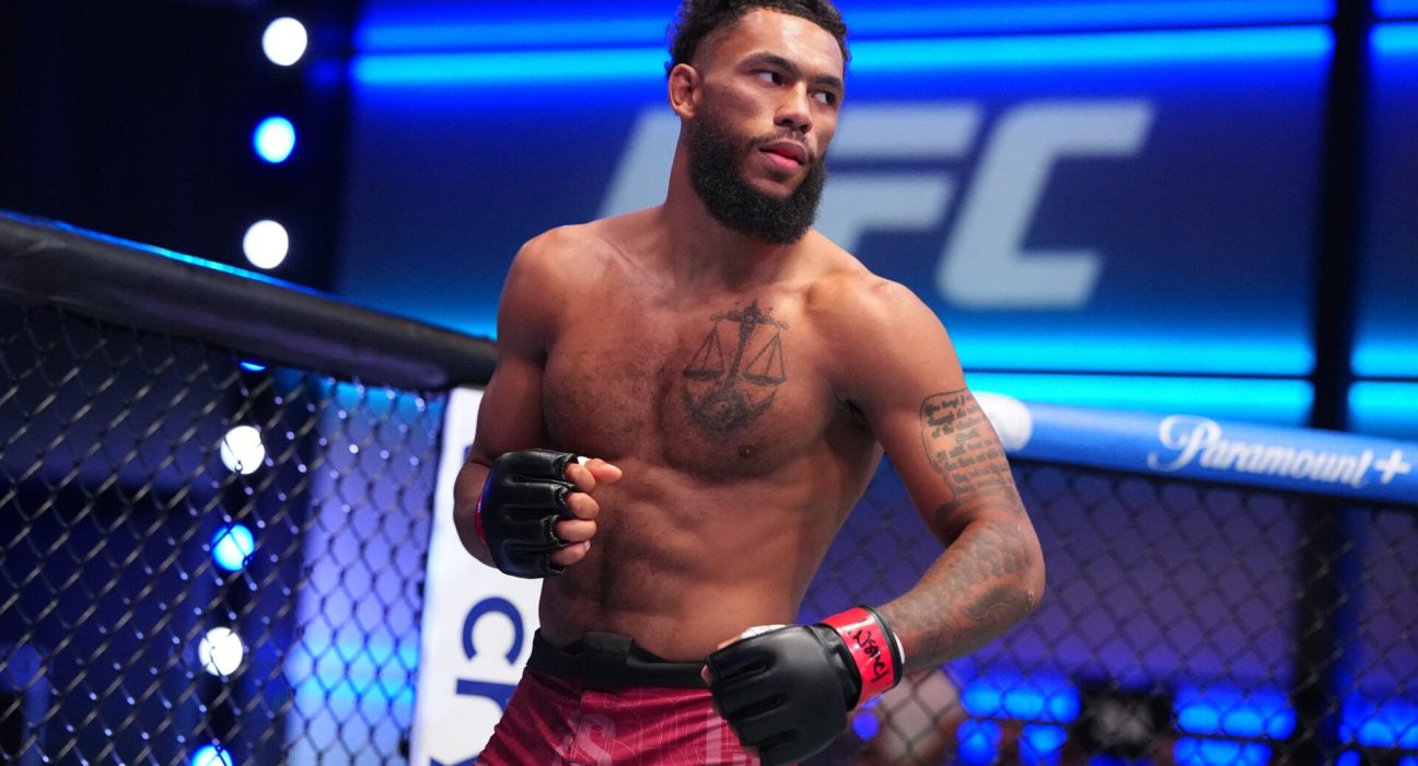 UFC sign 4-0 prospect Dana White compared to Jon Jones after savage knockout