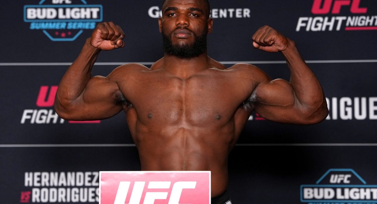 UFC 332 adds final fight between a former NFL player and undefeated debutant