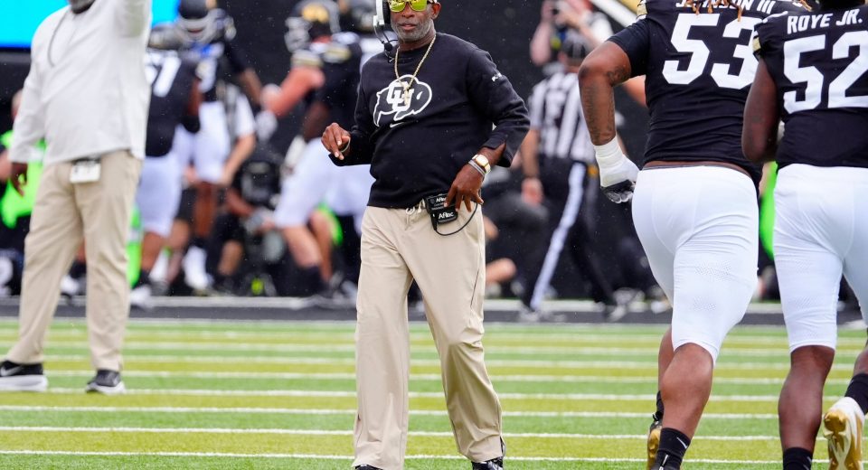 ‘It’s Really Weird’ — Ex-NFL LB Calls Out CFB Fans’ ‘Deep Disdain’ for Deion Sanders Amid Colorado’s Ongoing Struggles