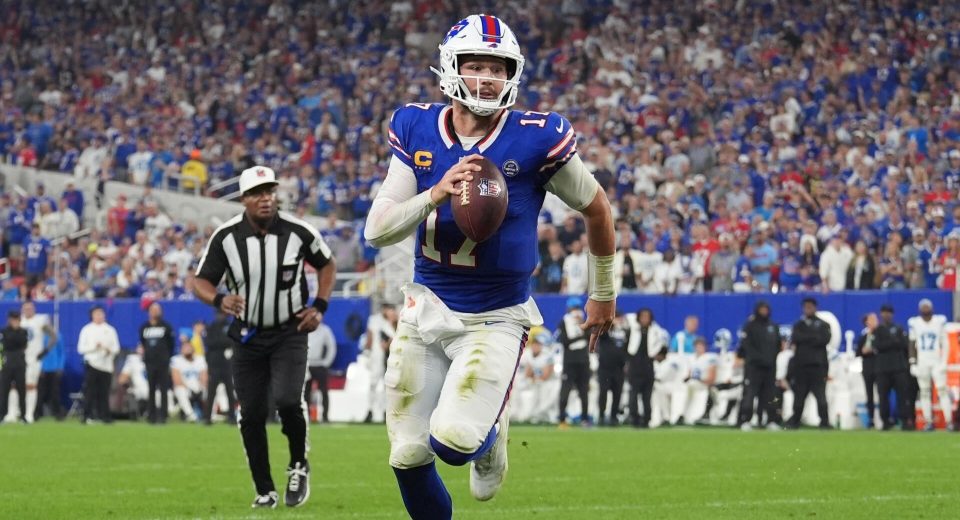 Rams vs. Bills SGP: ‘Monday Night Football’ same-game parlay picks, bets, props from SportsLine AI