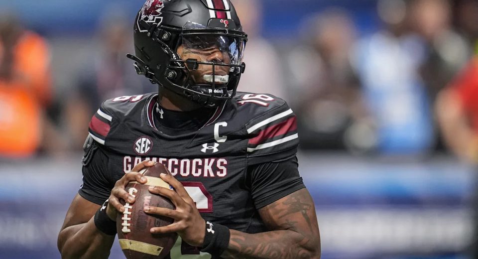 LaNorris Sellers’ late touchdown bucks worrying Shane Beamer trend against Tennessee